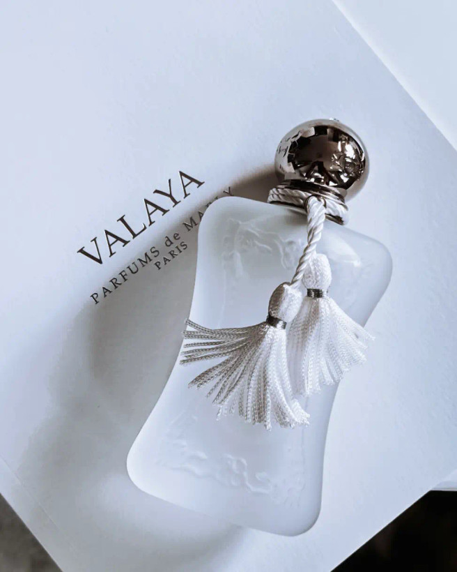 عطر والایا مالری